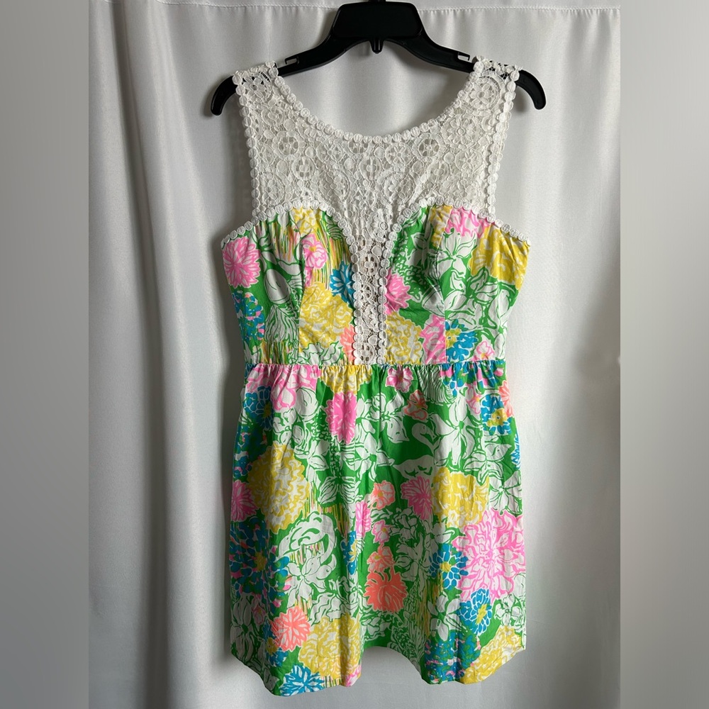 LN Lilly Pulitzer Raegan multi hibiscus stroll Like new Retail $198